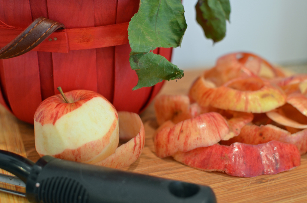 Spicy Bourbon Applesauce