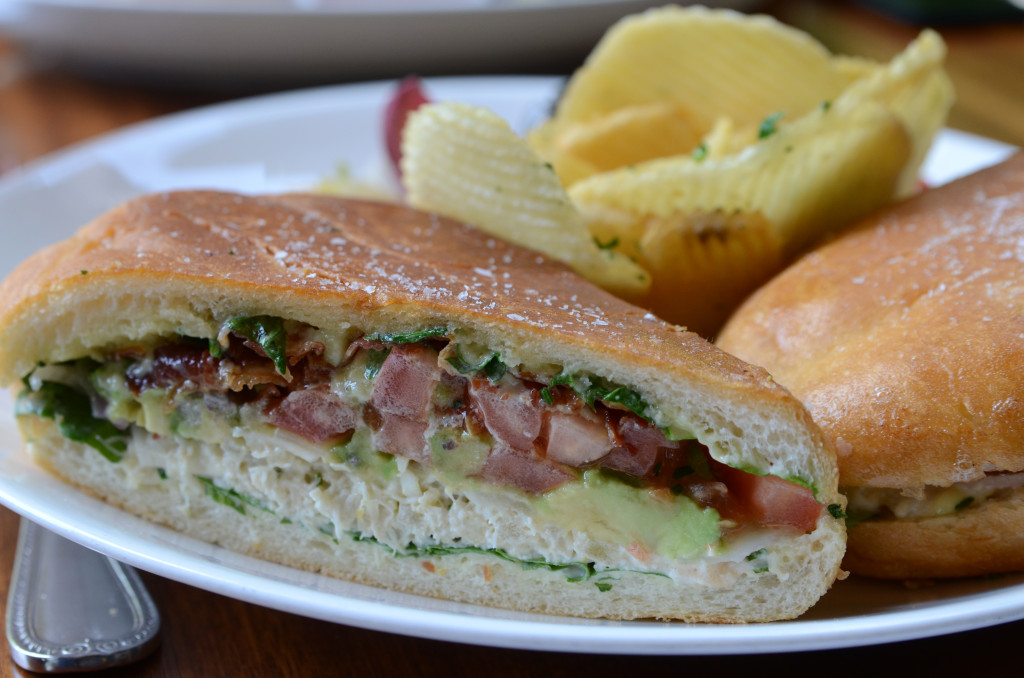 Crab Sandwich Barn Diva