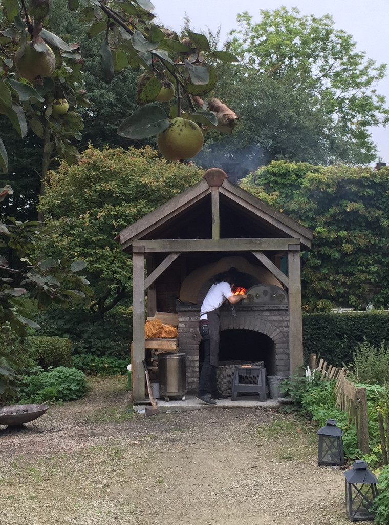 Making bread in de wulf