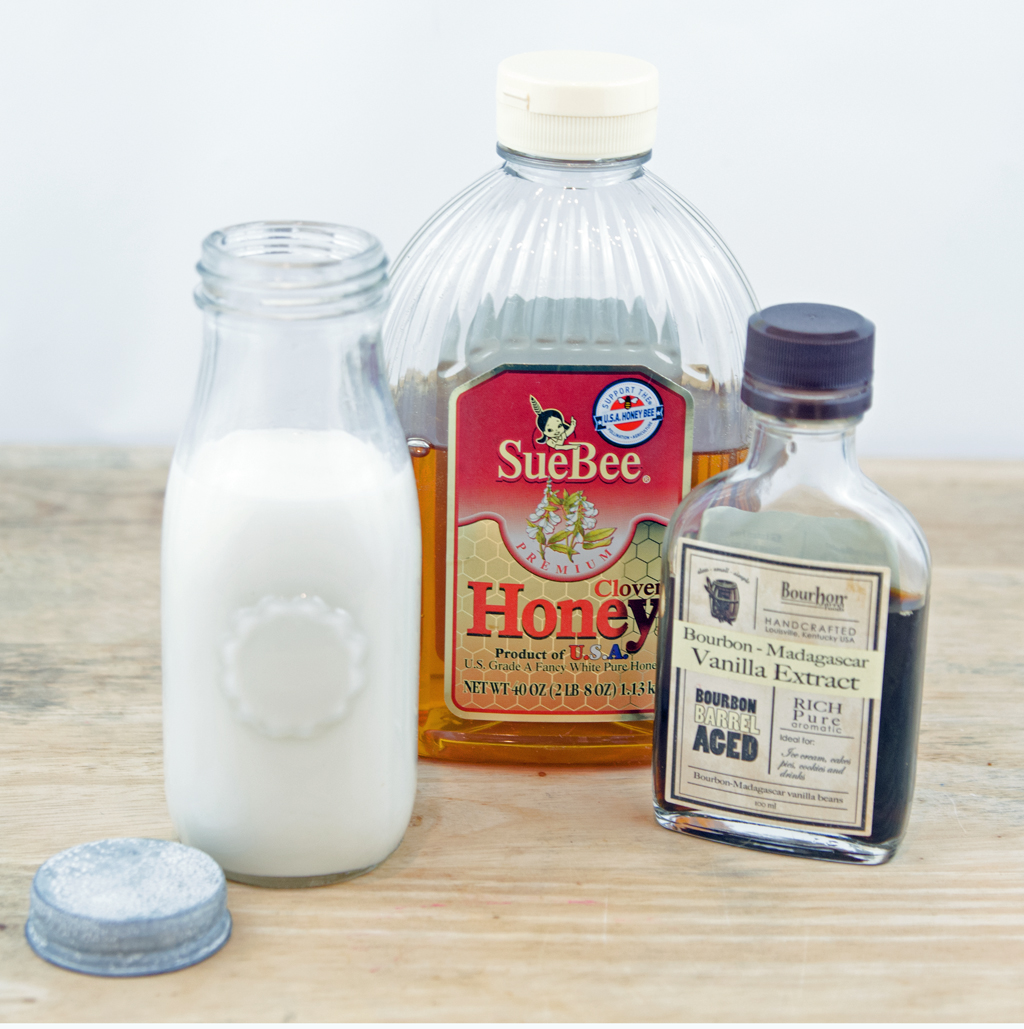 Honey Vanilla Milk Ingredients