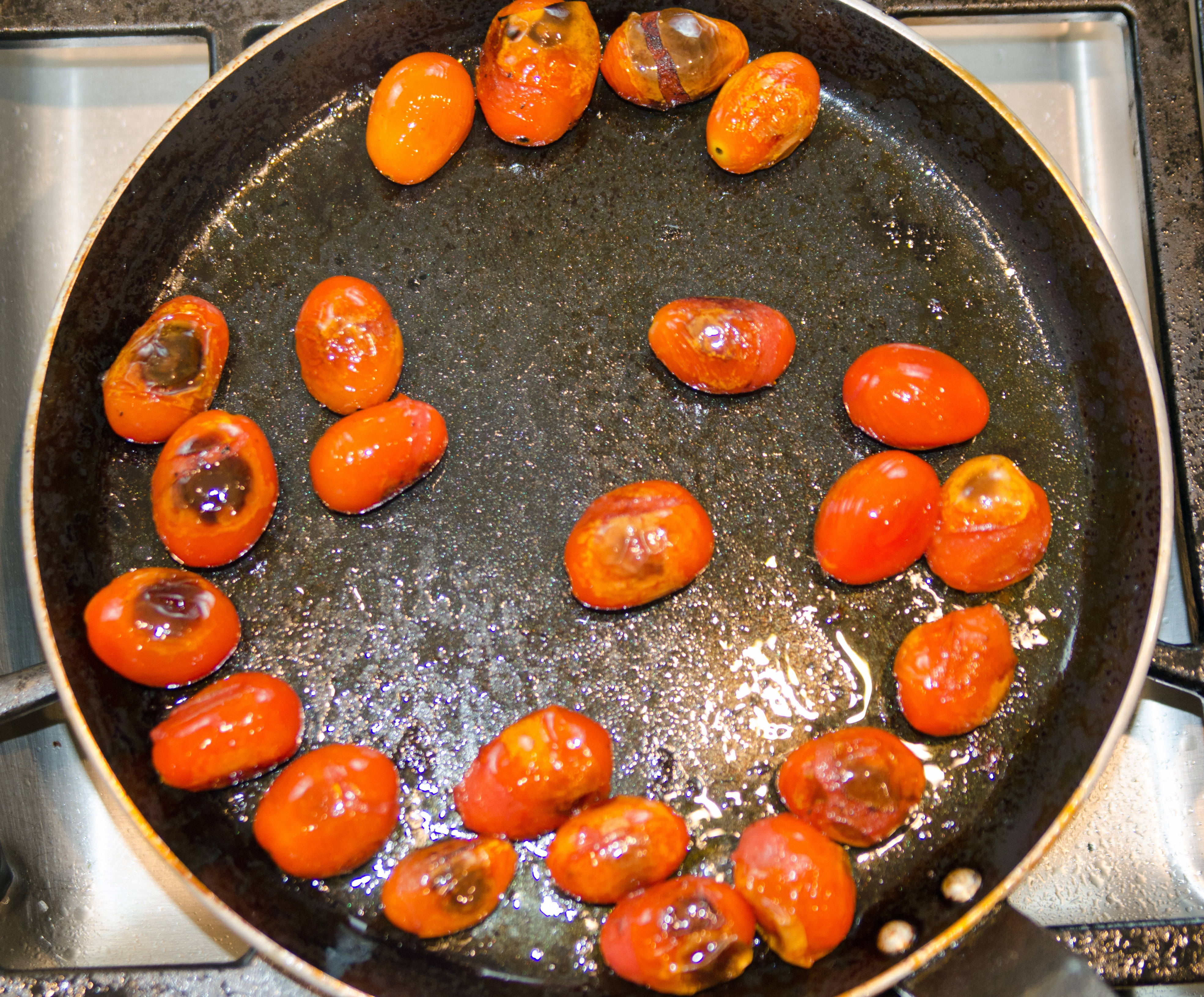 Bilstered Tomatoes