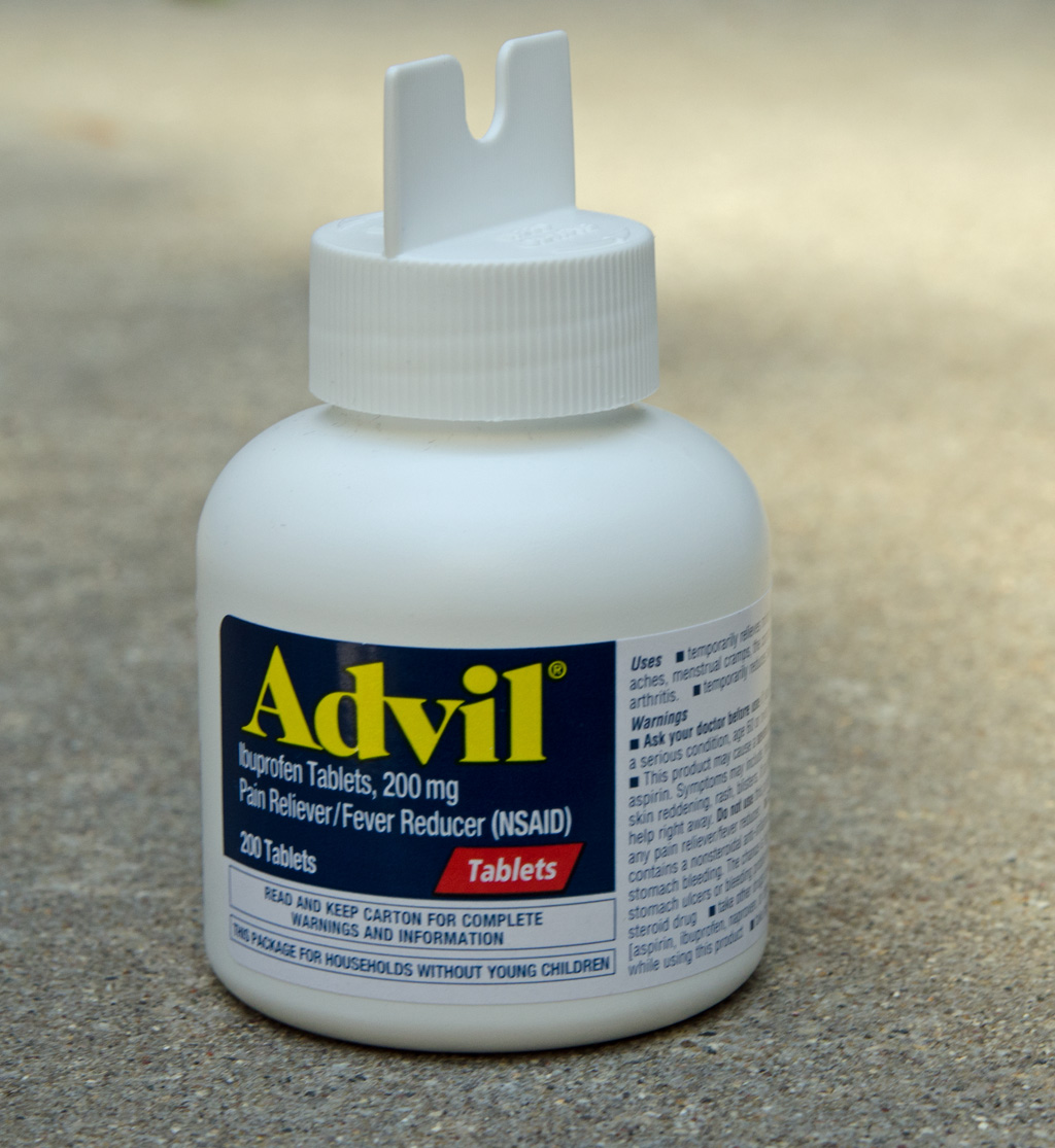 Bottle of Advil Easy Open