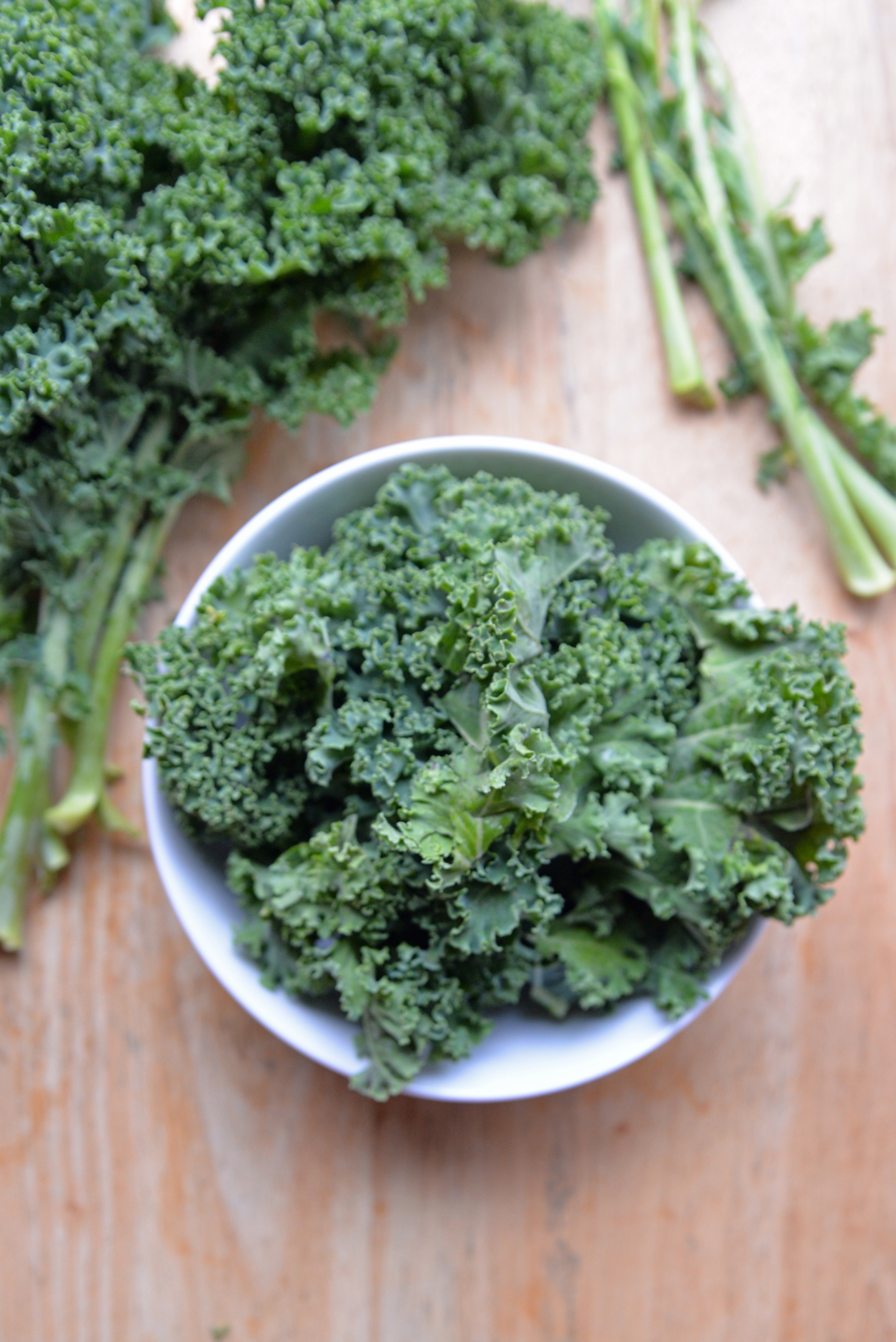 Kale Chips Only Use the Leaf